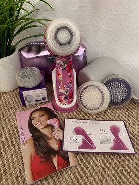 Michael Todd Pink Floral Facial Cleansing Brush - Gentle Exfoliating Tool